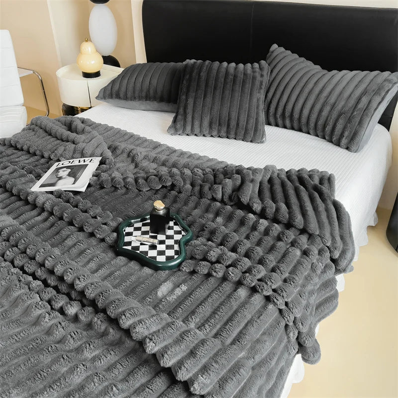 Soft Plush Warm Winter Blanket Carving Thick Cozy Bedspreads and Coverlets for Bed Sofa Throw Blanket Single Couple Size